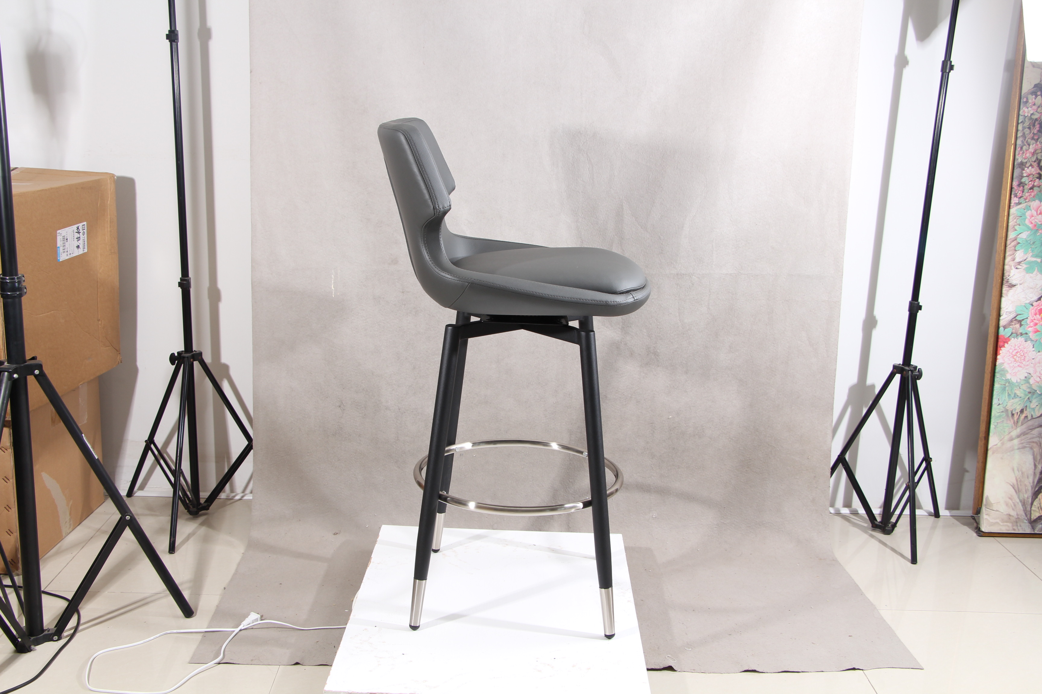 home bar lounge chairs