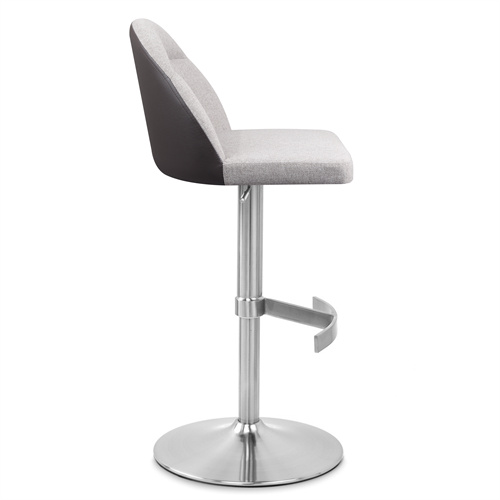 standard bar chair height